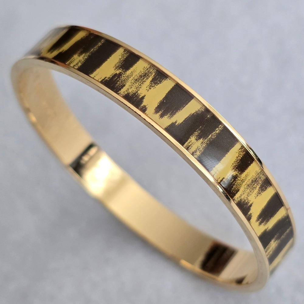 Kate Spade New York Gold Tone Leopard Print Bangle Bracelet Jewelry - Picture 2 of 10